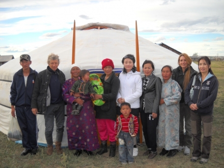 <A HREF="http://www.suddovest.it/cms/?q=image/tid/63">Spedizione umanitaria in Mongolia. LE FOTO.</a>